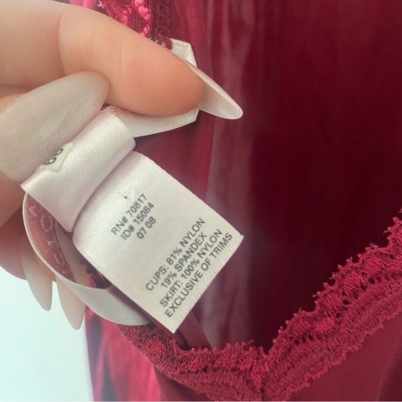 Y2K Victoria’s Secret Very Sexy Collection Satin Lace Trim V Neck Low Back Slip - Picture 9 of 12